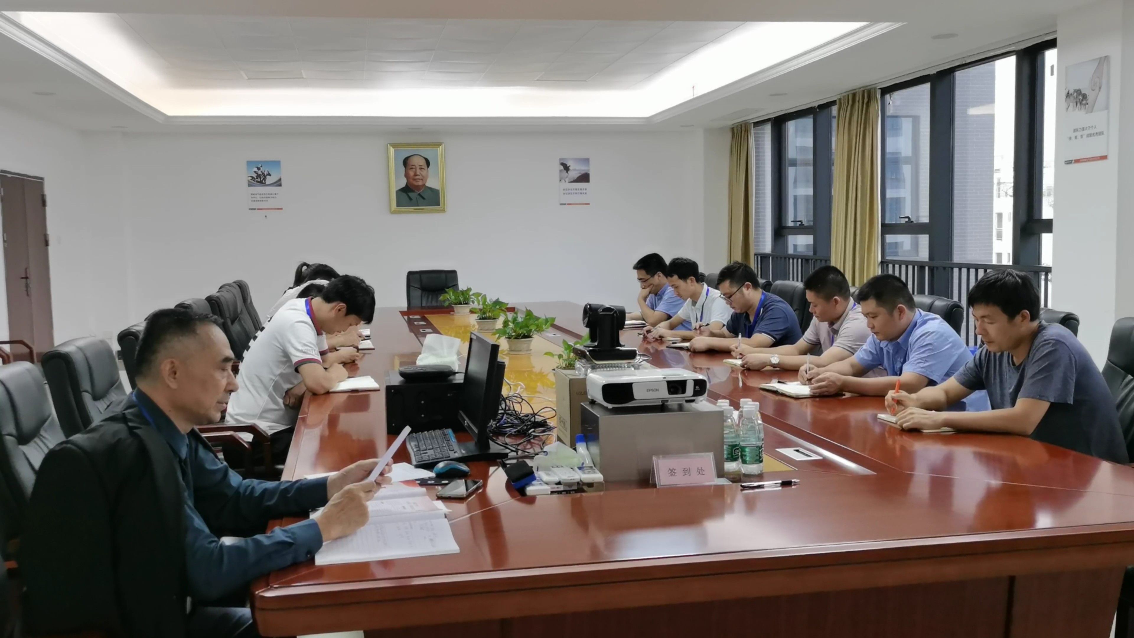 维多利亚老品牌vic(集团)官方网站